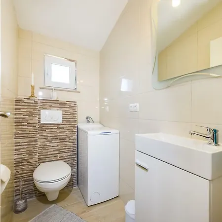 Maras Apartment