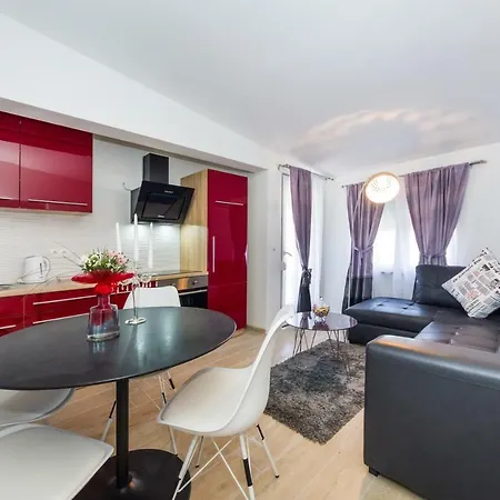 Maras Apartment