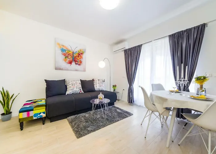 Apartman Maras *